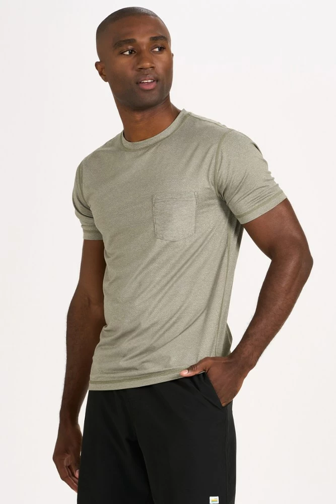 Vuori Tradewind Performance T-Shirt - Men's 3 Vuori Tradewind Performance T-Shirt - Men's - Image 2