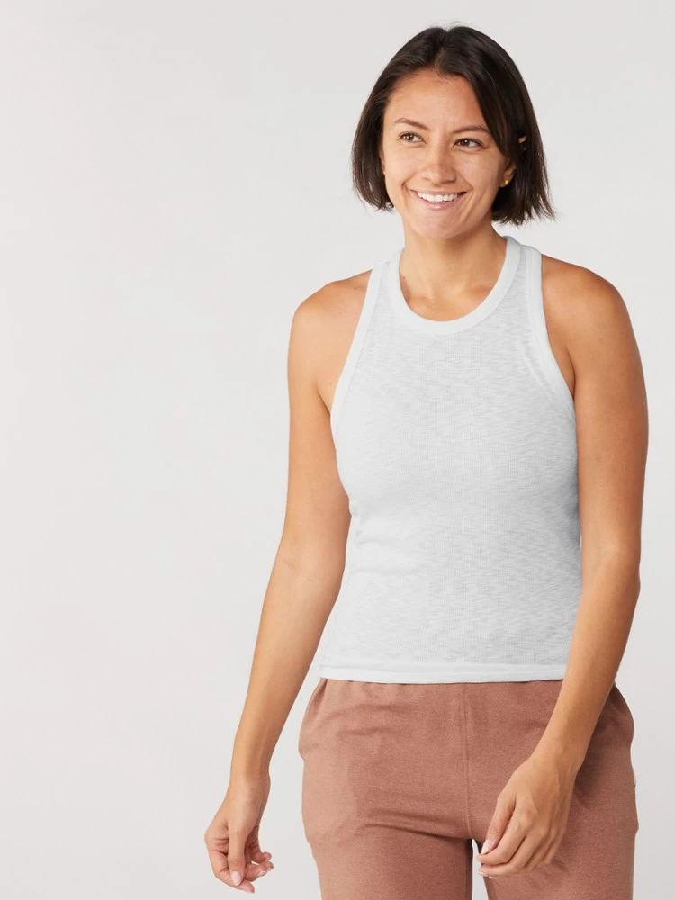 Vuori Sunrise High-Neck Tank Top - Women's 4 Vuori Sunrise High-Neck Tank Top - Women's - Image 2