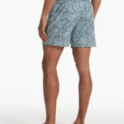 Vuori Cape Board Shorts - Men's 17 Vuori Cape Board Shorts - Men's -Cheap ALPS Mountaineering Store bf973196 a338 4412 ae5a bd96055b6518