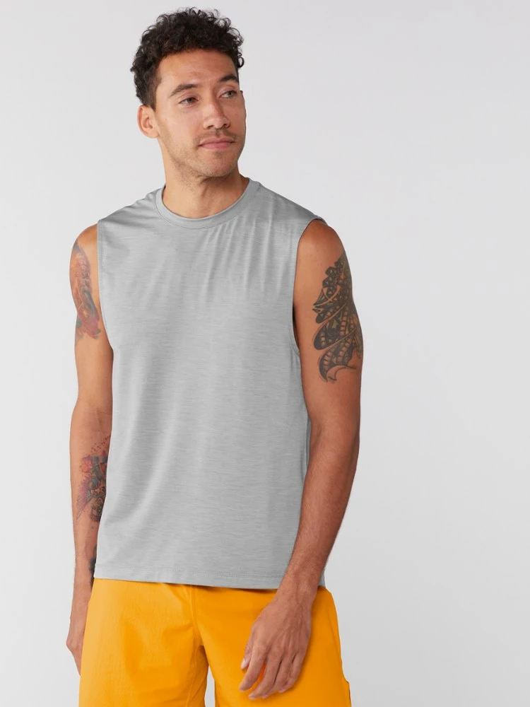 Vuori Zephyr Muscle T-Shirt - Men's 4 Vuori Zephyr Muscle T-Shirt - Men's - Image 2