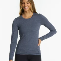Vuori Long-Sleeve Lux Crew Shirt - Women's