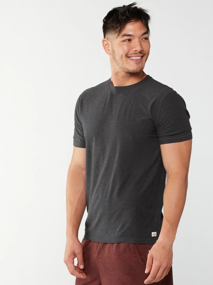 Vuori Strato Tech T-Shirt - Men's 4 Vuori Strato Tech T-Shirt - Men's - Image 2