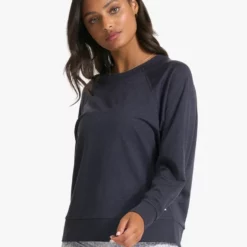 Vuori Long-Sleeve Halo Crew Pullover - Women's -Cheap ALPS Mountaineering Store feabc460 86ea 4978 8b66 389d2aba467c